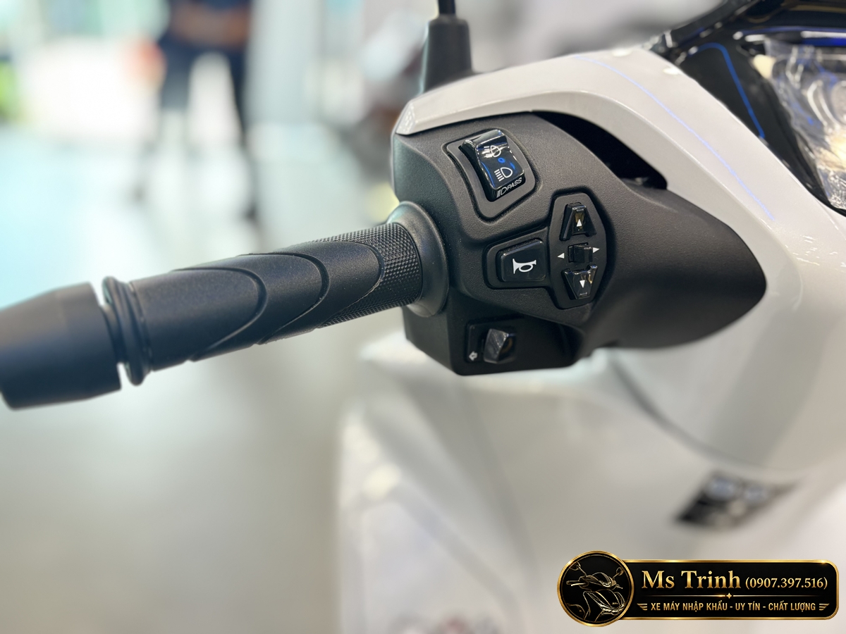 Honda SH150 Ý Malossi 2026 tại Hà Nội - Tem custom thể thao, dáng SH thanh lịch