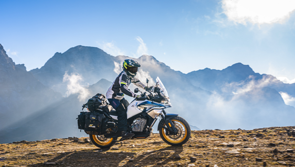 CF Moto 800MT Explorer 2025, ADV Cao Cấp Nhất, Chính Hãng, Giá Tốt tại Hà Nội