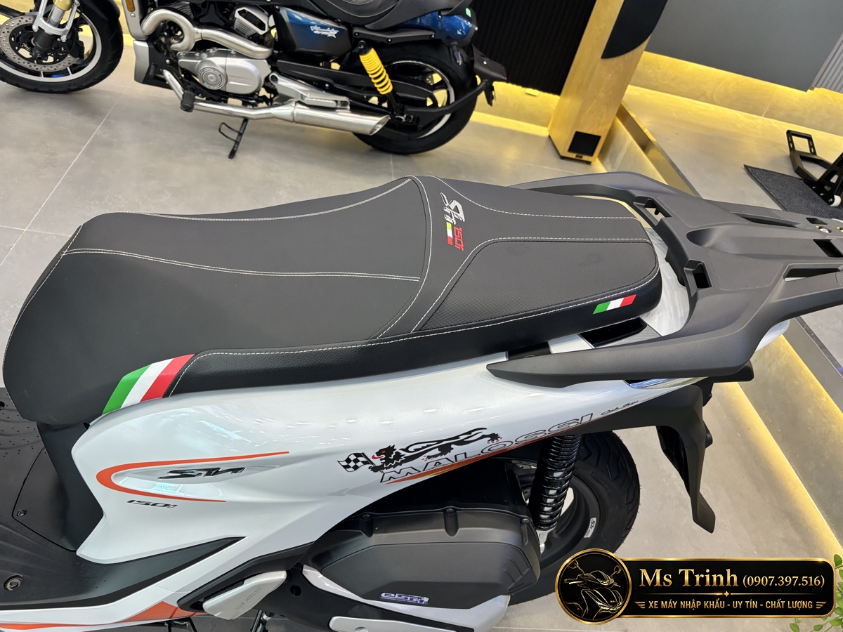 Honda SH150 Ý Malossi 2026 tại Hà Nội - Tem custom thể thao, dáng SH thanh lịch