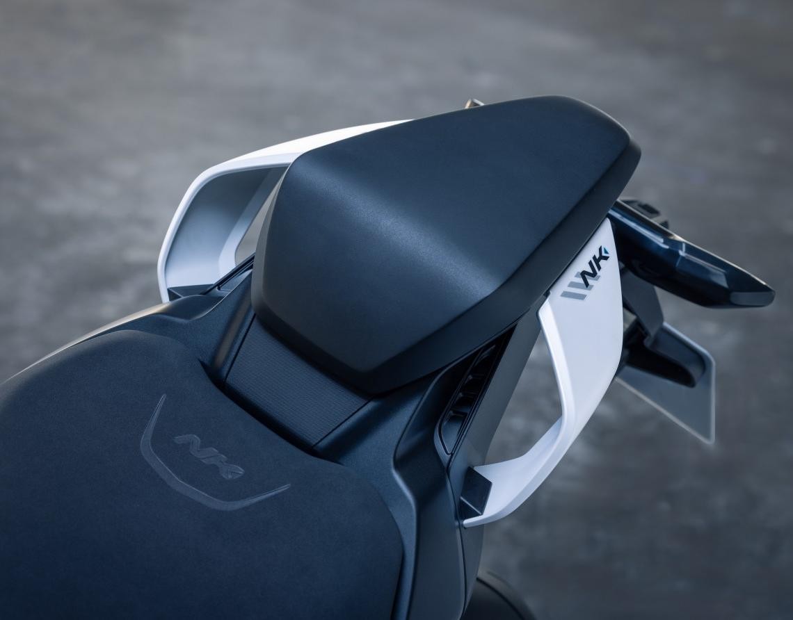CF Moto 675NK 2025, Động Cơ 3 Xilanh Thẳng Hàng, Chính Hãng, Gía Rẻ tại Hà Nội