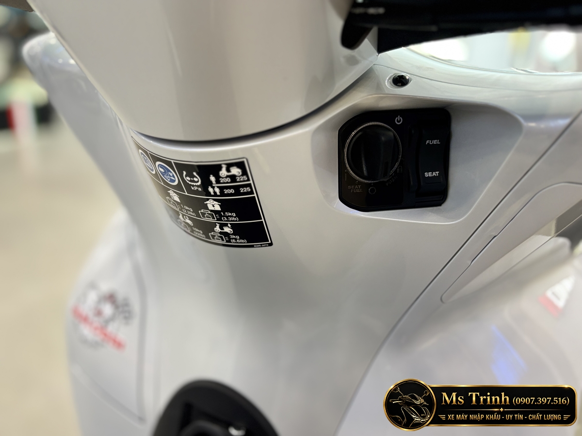 Honda SH150 Ý Malossi 2026 tại Hà Nội - Tem custom thể thao, dáng SH thanh lịch
