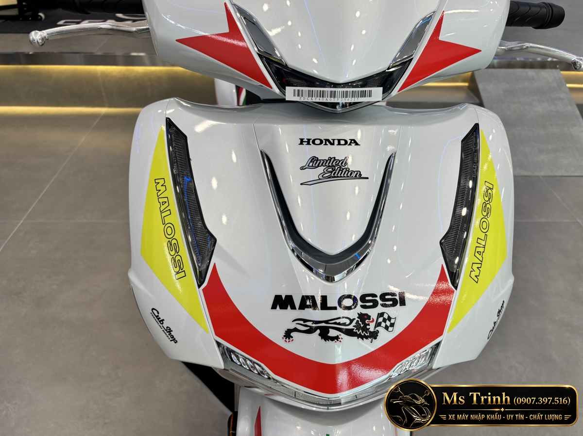Honda SH150 Ý Malossi 2026 tại Hà Nội - Tem custom thể thao, dáng SH thanh lịch