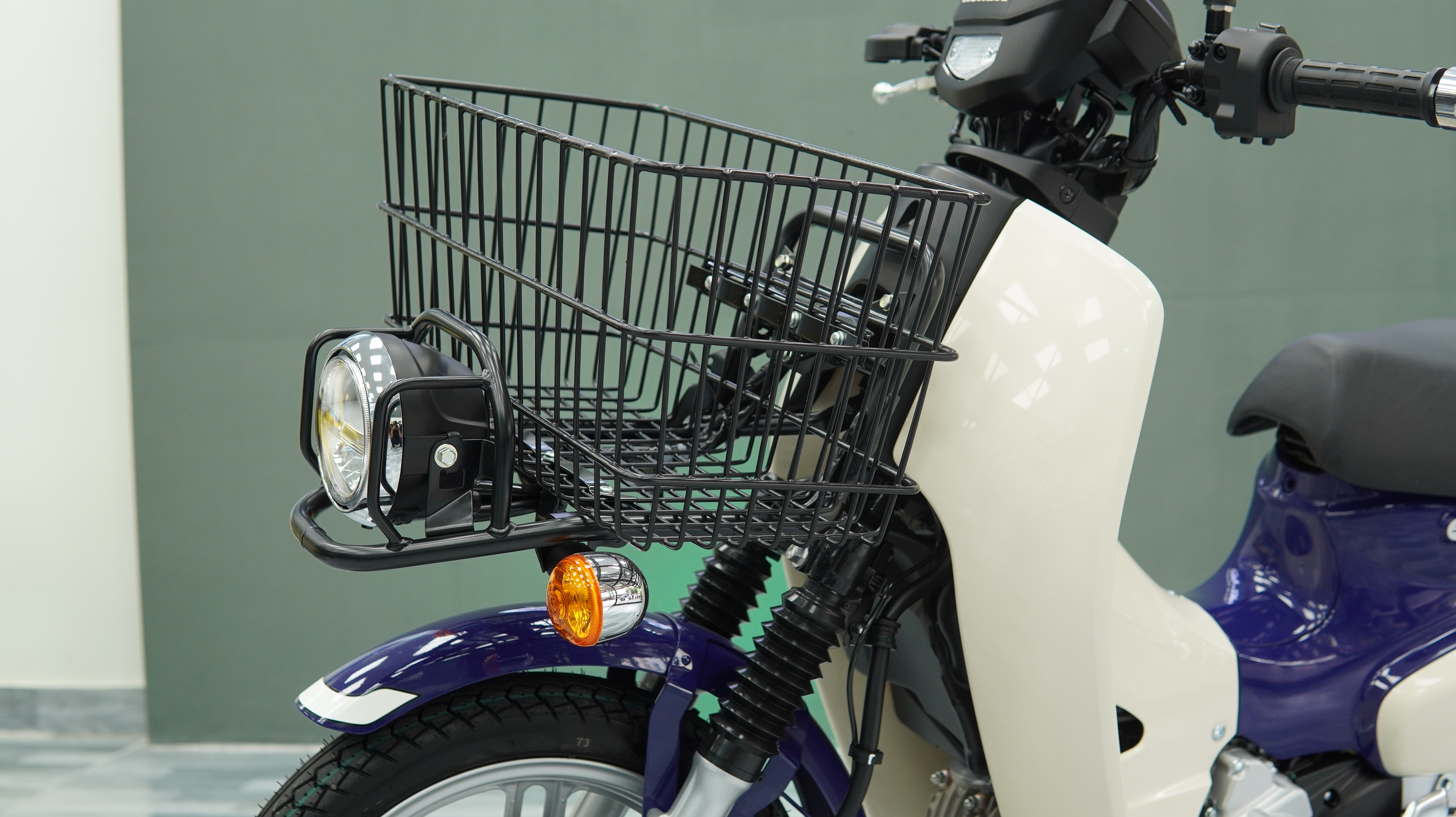 Honda Super Cub 110 Pro ABS 2025, Nhập Khẩu Chính Hãng Từ Nhật tại Hà Nội