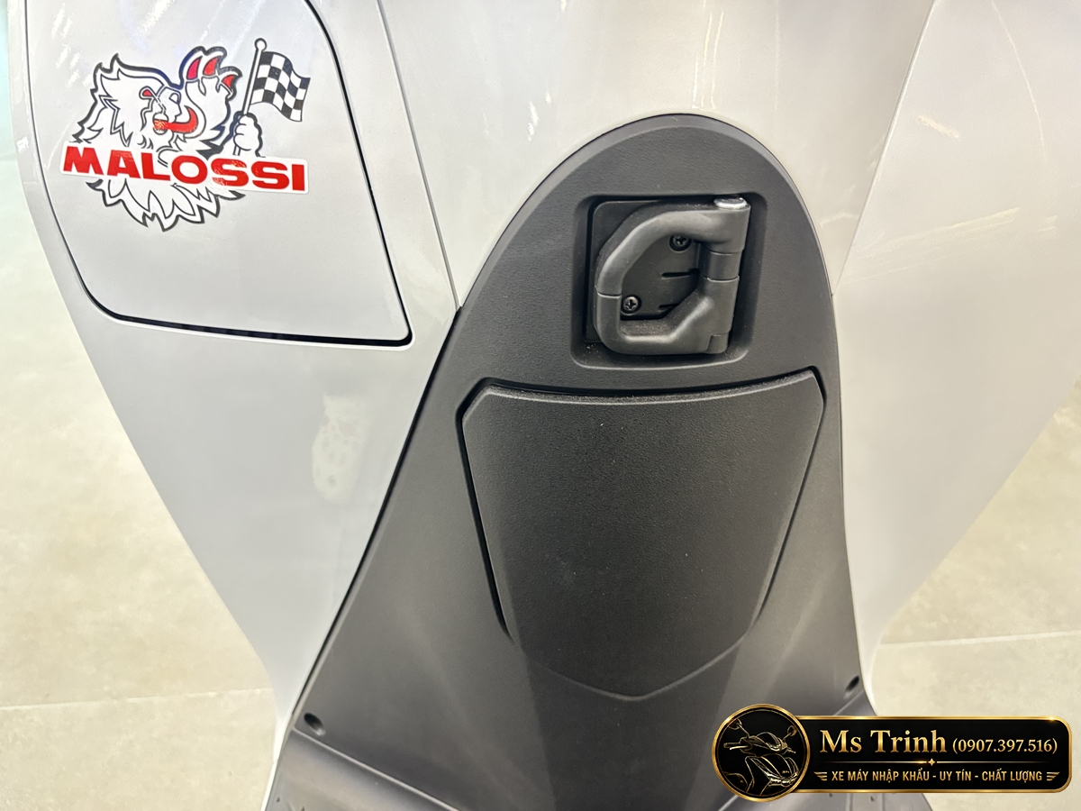 Honda SH150 Ý Malossi 2026 tại Hà Nội - Tem custom thể thao, dáng SH thanh lịch
