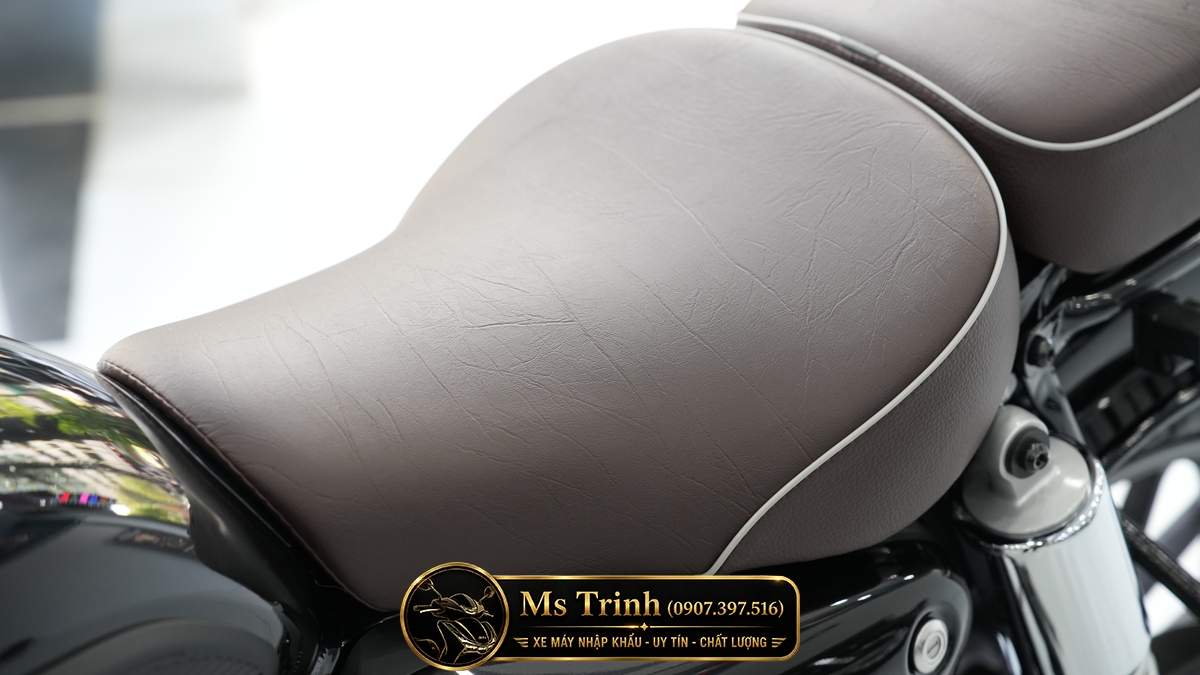 Honda CB350C Special Edition 2026 Tại Hà Nội - Tuyệt Tác Retro Roadster Cao Cấp Chính Thức Gây Sốt