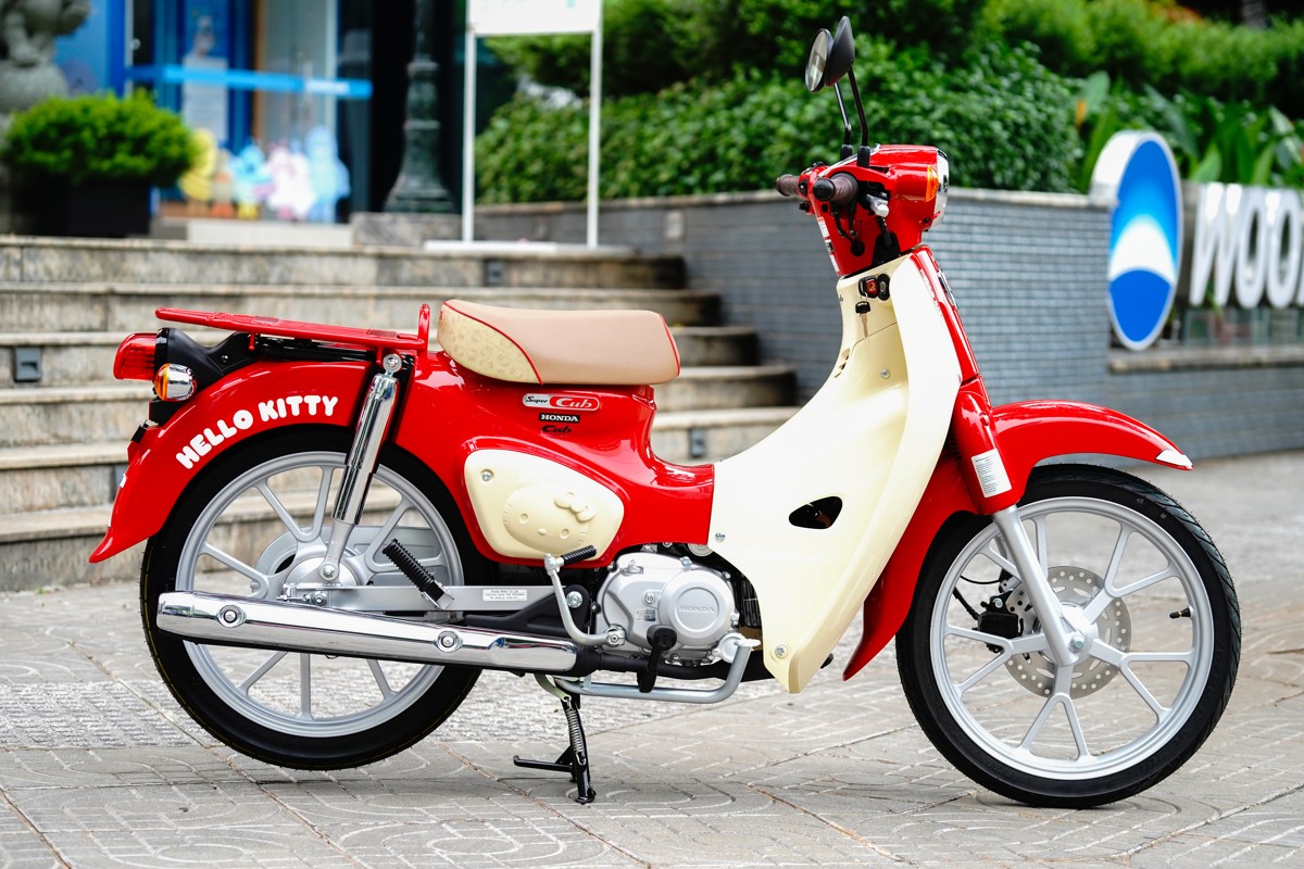 Honda Super Cub 110ABS Hello Kitty Edition, Made In Japan tại Hà Nội