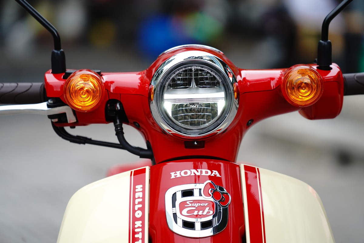 Honda Super Cub 110ABS Hello Kitty Edition, Made In Japan tại Hà Nội