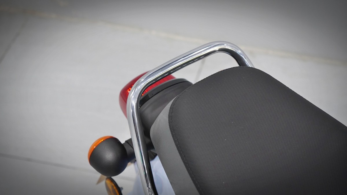 Honda Cub 110 Fujisan bản giới hạn tại Hà Nội - Thiết kế đậm chất Nhật Bản