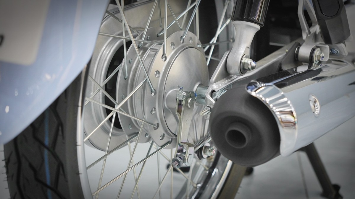 Honda Cub 110 Fujisan bản giới hạn tại Hà Nội - Thiết kế đậm chất Nhật Bản