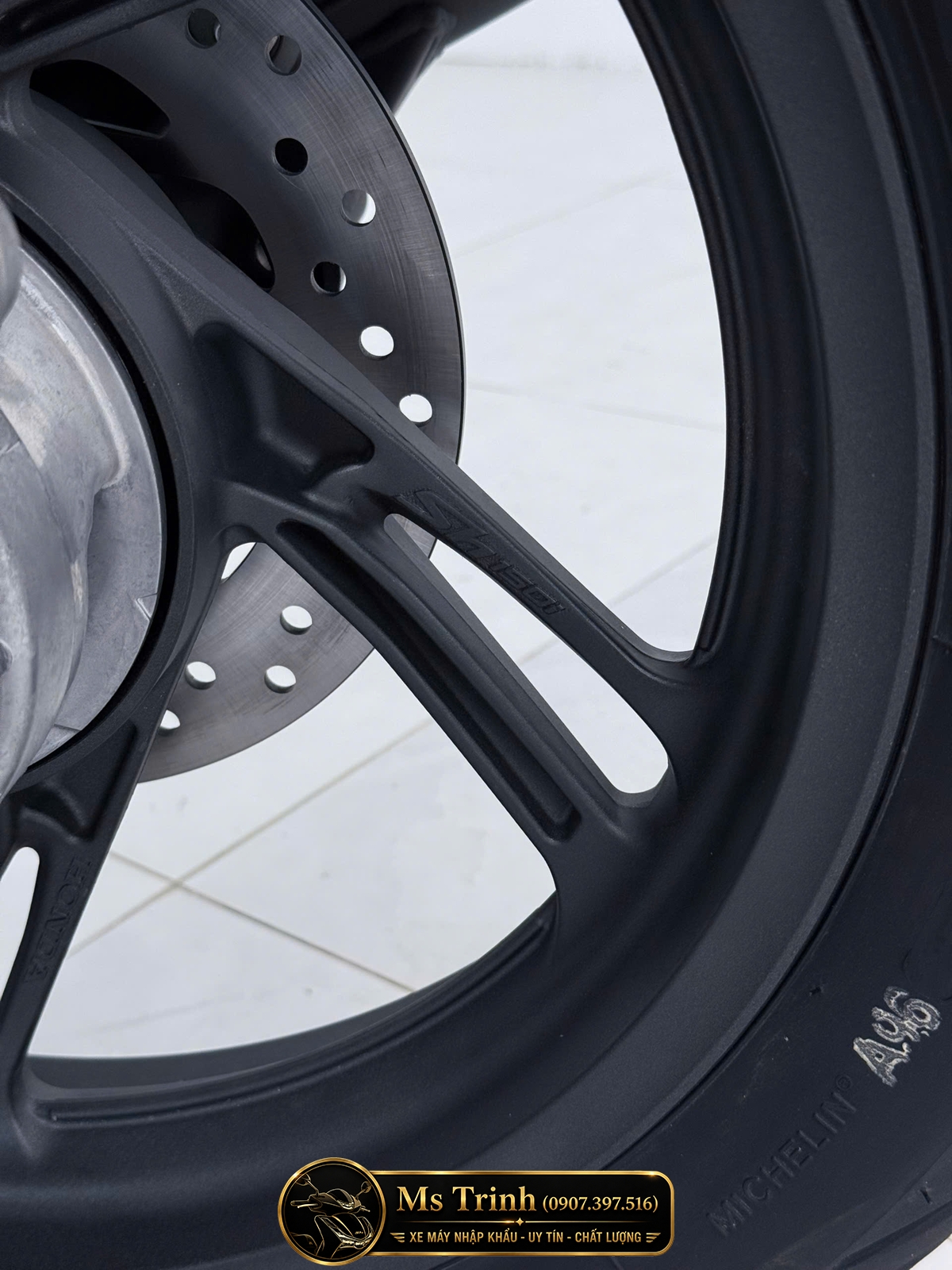 Honda SH150i Special Edition Standard nhập HMR Ý màu trắng tại Hà Nội: Giá trị nằm trong từng chi tiết nguyên bản