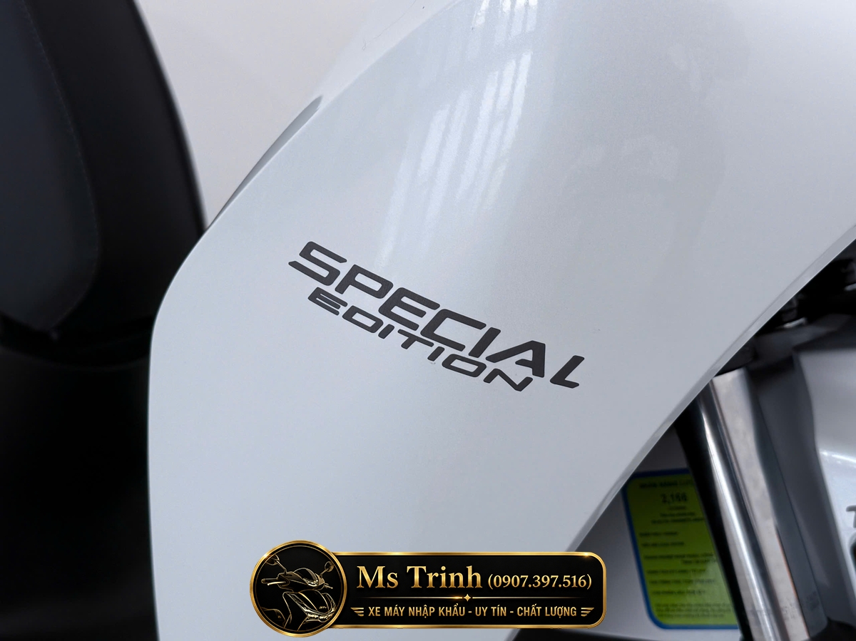 Honda SH150i Special Edition Standard nhập HMR Ý màu trắng tại Hà Nội: Giá trị nằm trong từng chi tiết nguyên bản