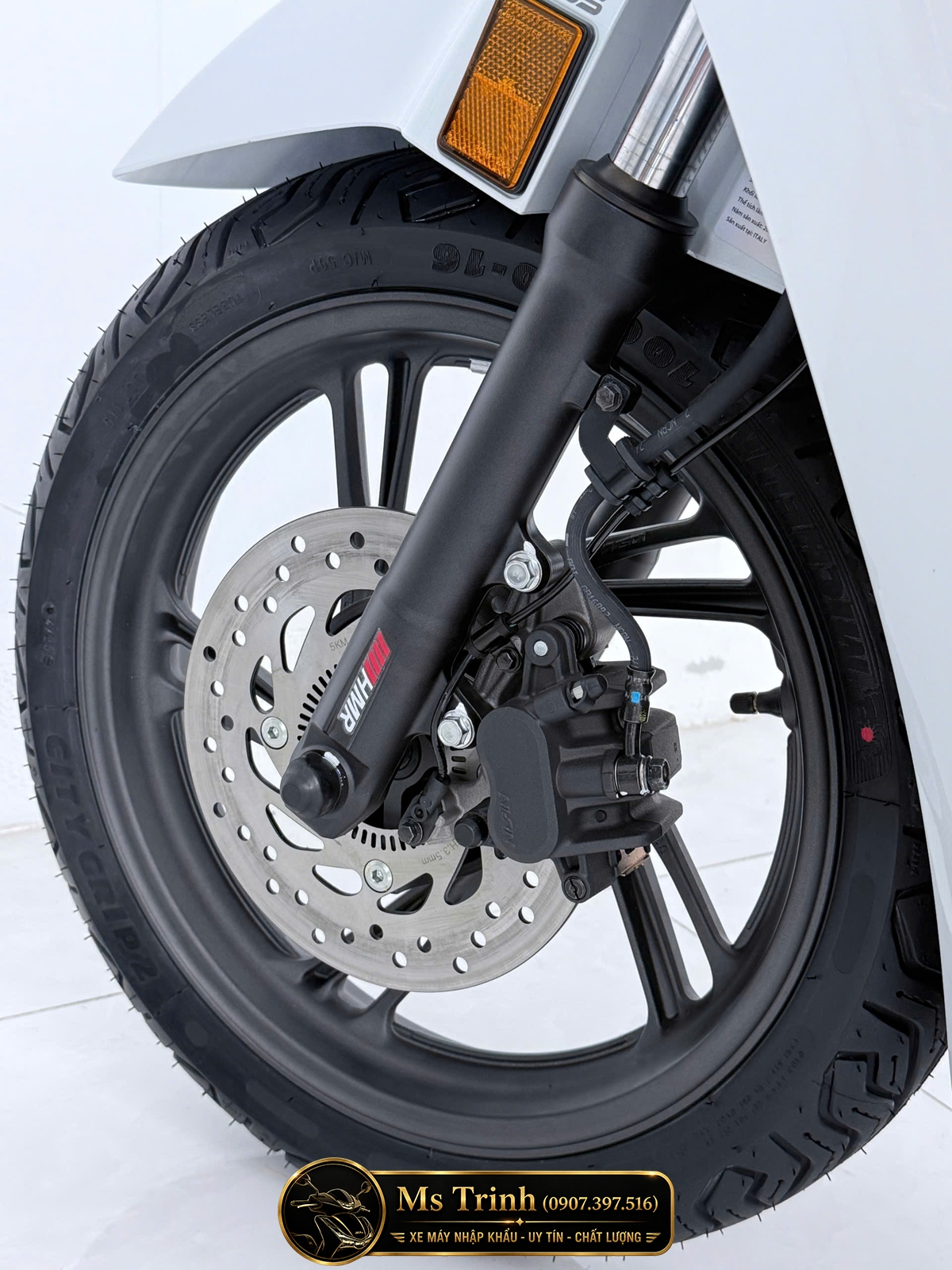 Honda SH150i Special Edition Standard nhập HMR Ý màu trắng tại Hà Nội: Giá trị nằm trong từng chi tiết nguyên bản