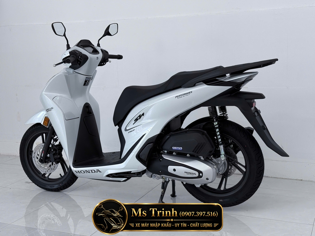 Honda SH150i Special Edition Standard nhập HMR Ý màu trắng tại Hà Nội: Giá trị nằm trong từng chi tiết nguyên bản