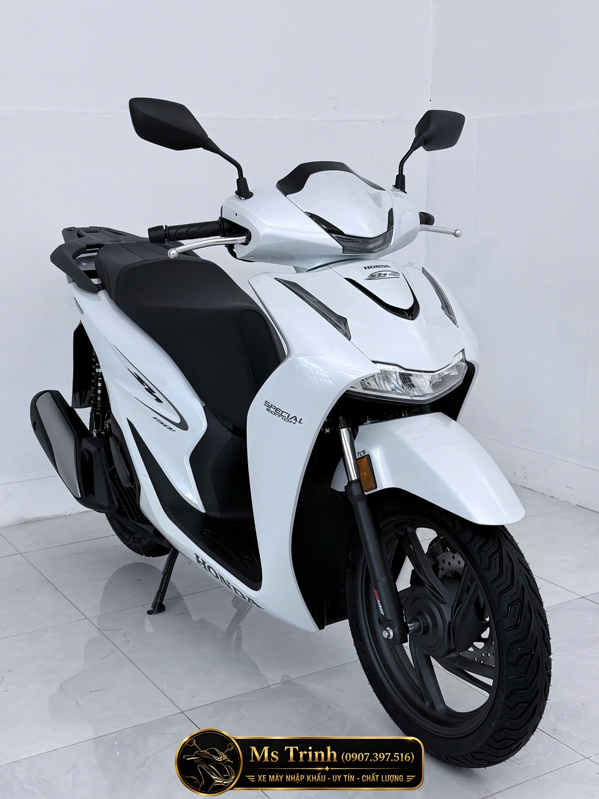 Honda SH150i Special Edition Standard nhập HMR Ý màu trắng tại Hà Nội: Giá trị nằm trong từng chi tiết nguyên bản