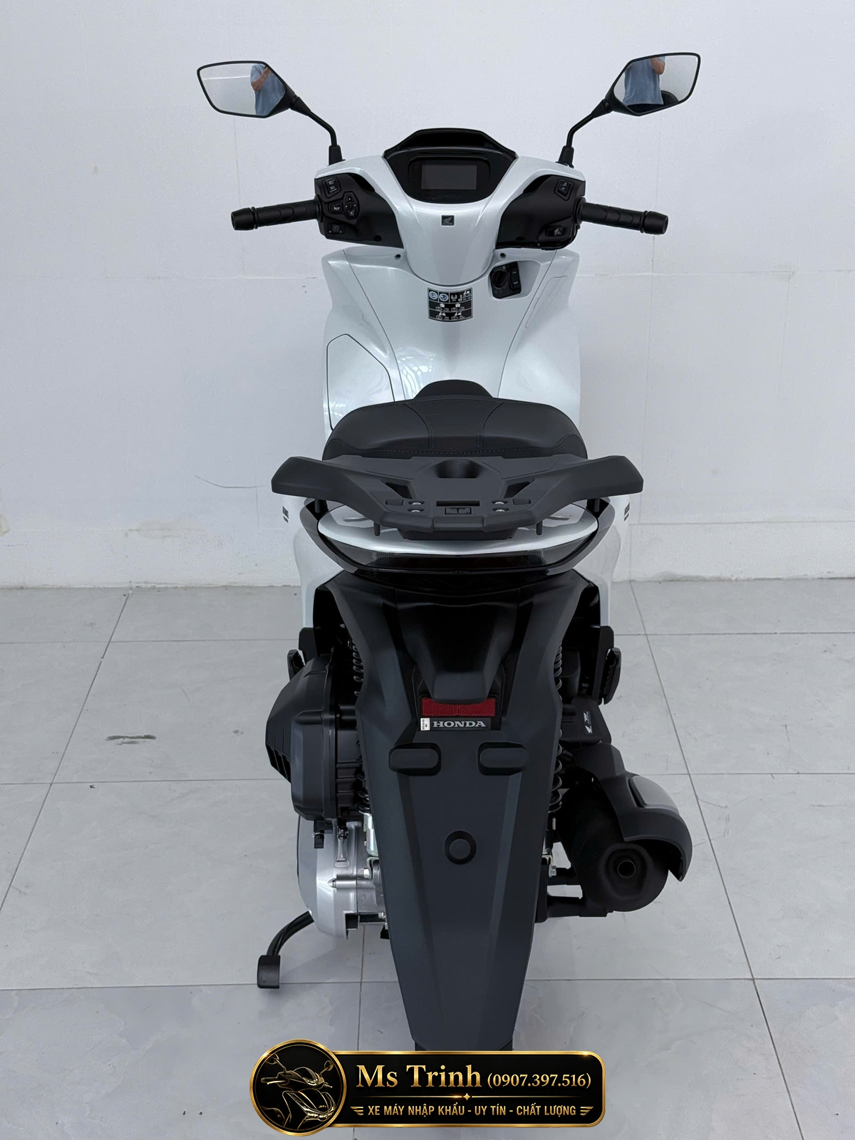 Honda SH150i Special Edition Standard nhập HMR Ý màu trắng tại Hà Nội: Giá trị nằm trong từng chi tiết nguyên bản