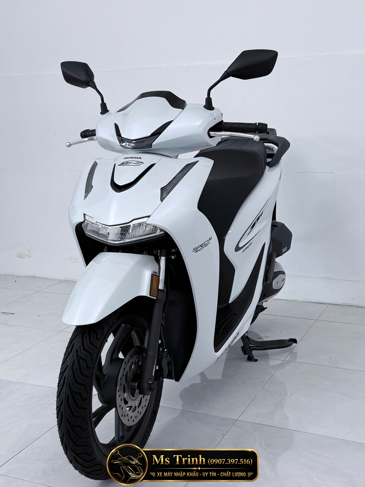Honda SH150i Special Edition Standard nhập HMR Ý màu trắng tại Hà Nội: Giá trị nằm trong từng chi tiết nguyên bản