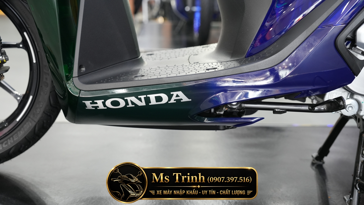 Honda SH150i Vetro Green - Sapphire tại Hà Nội: SH Ý Limited 200 xe