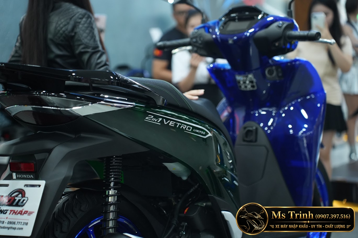 Honda SH150i Vetro Sapphire - Green tại Hà Nội: SH Ý 2 trong 1 giới hạn 200 xe