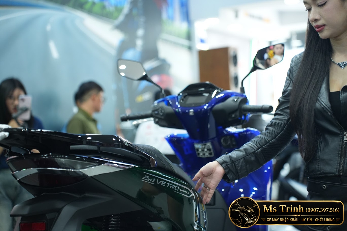 Honda SH150i Vetro Sapphire - Green tại Hà Nội: SH Ý 2 trong 1 giới hạn 200 xe