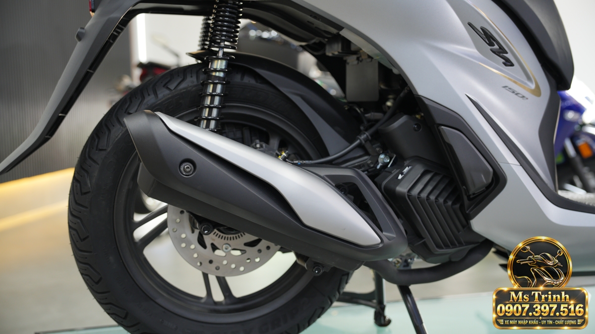 Honda SH150i Ý xám bạc 2027 tại Hà Nội - Nhập Ý, tem vàng sang trọng, giá tốt