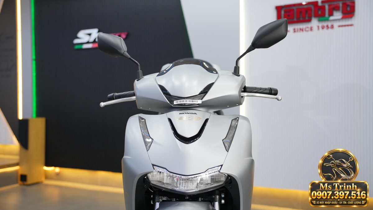 Honda SH150i Ý xám bạc 2027 tại Hà Nội - Nhập Ý, tem vàng sang trọng, giá tốt