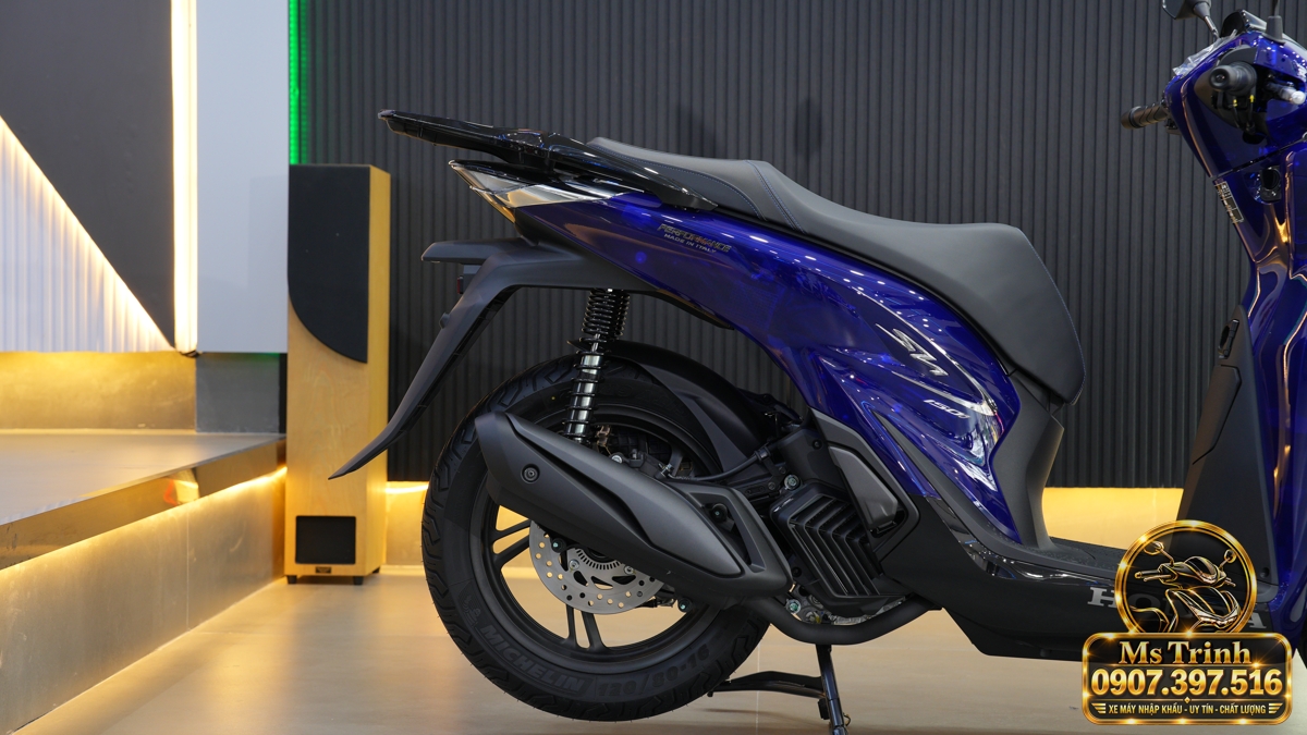 Honda SH150 Vetro Blue 2027 tại Hà Nội - Xanh Sapphire trong suốt, nhập Ý sang trọng