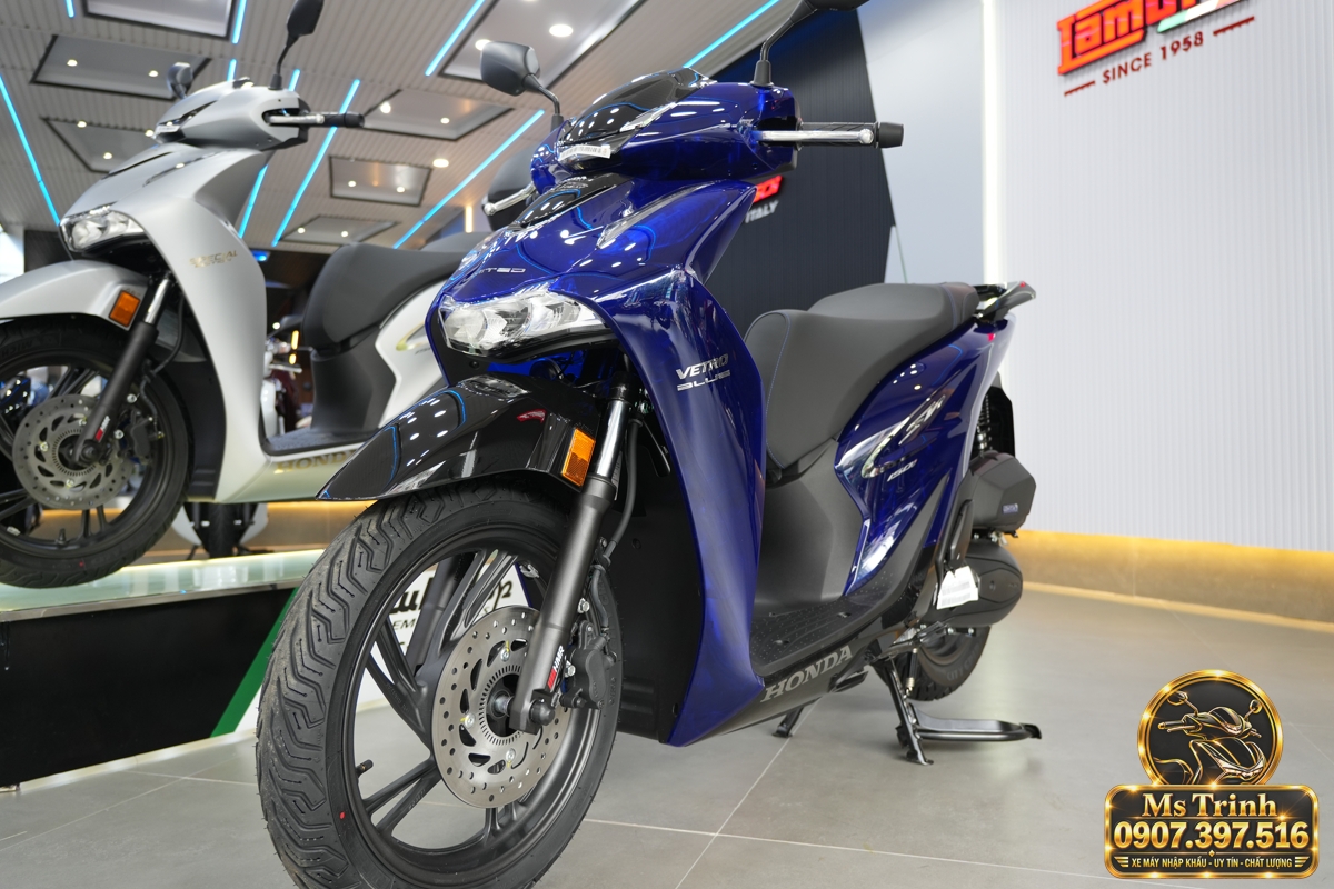 Honda SH150 Vetro Blue 2027 tại Hà Nội - Xanh Sapphire trong suốt, nhập Ý sang trọng
