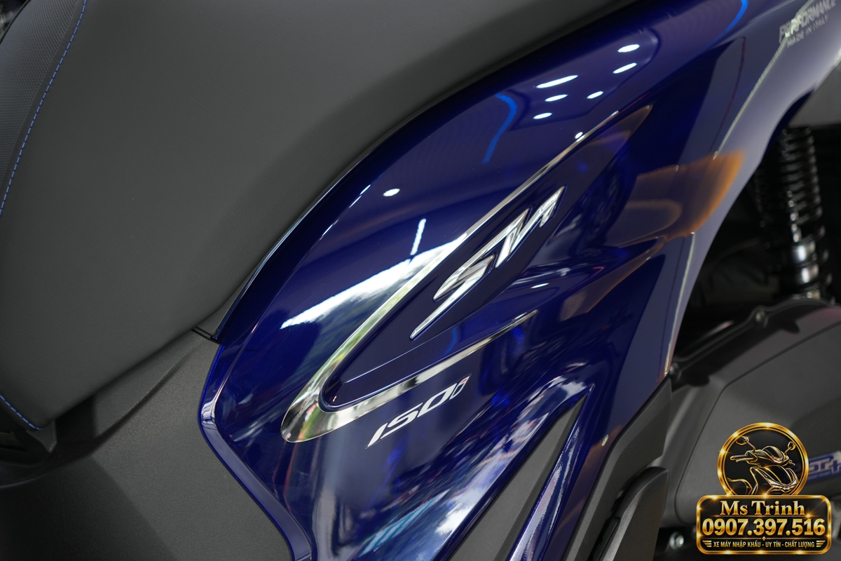 Honda SH150 Vetro Blue 2027 tại Hà Nội - Xanh Sapphire trong suốt, nhập Ý sang trọng