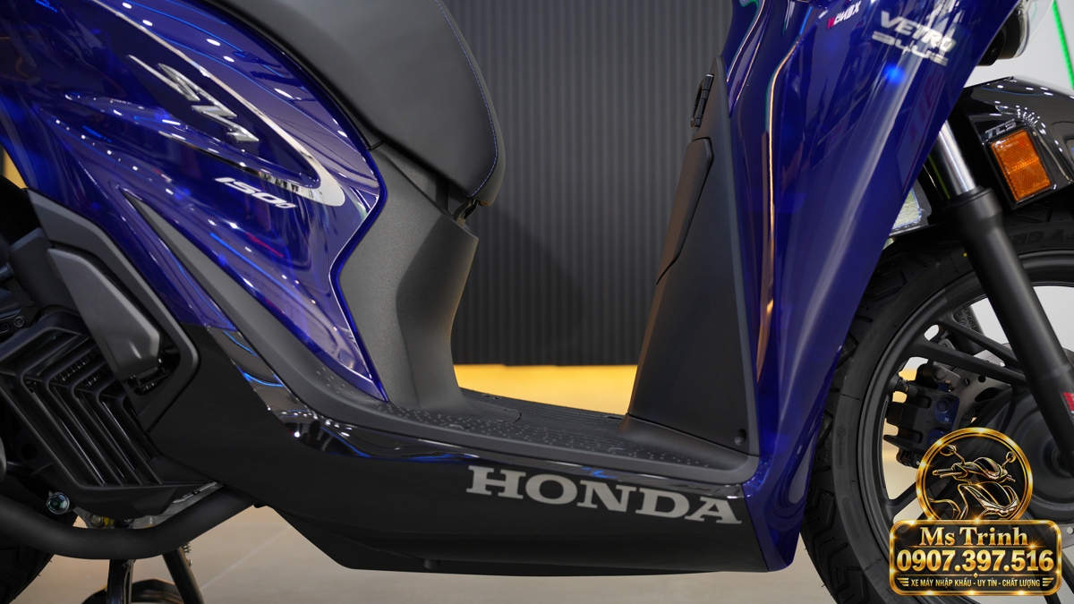 Honda SH150 Vetro Blue 2027 tại Hà Nội - Xanh Sapphire trong suốt, nhập Ý sang trọng