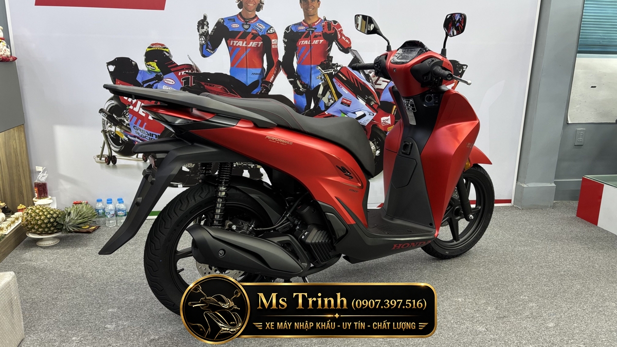 Honda SH150 Ý 2026 màu đỏ Sporty New Concept tại Hà Nội: Giá trị khác biệt của một chiếc SH nhập khẩu