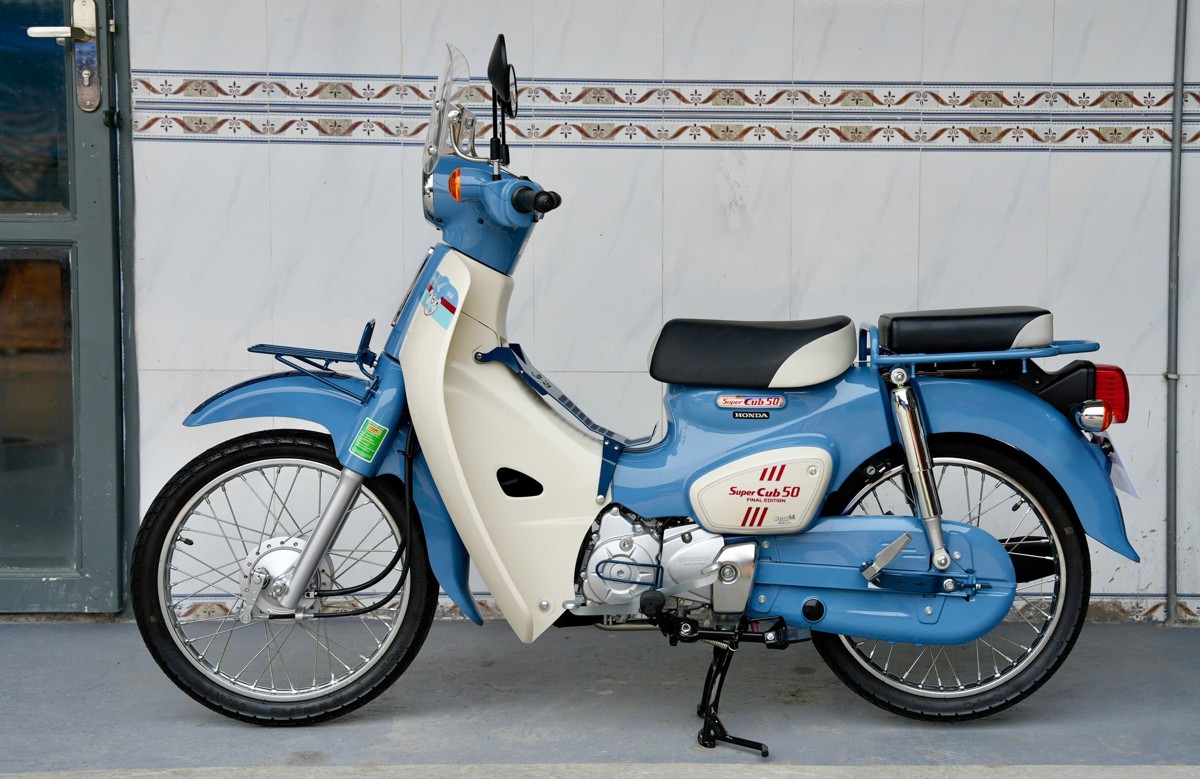 Honda Super Cub 50 Final Edition Custom Japan tại Hà Nội - Phiên bản sưu tầm hiếm