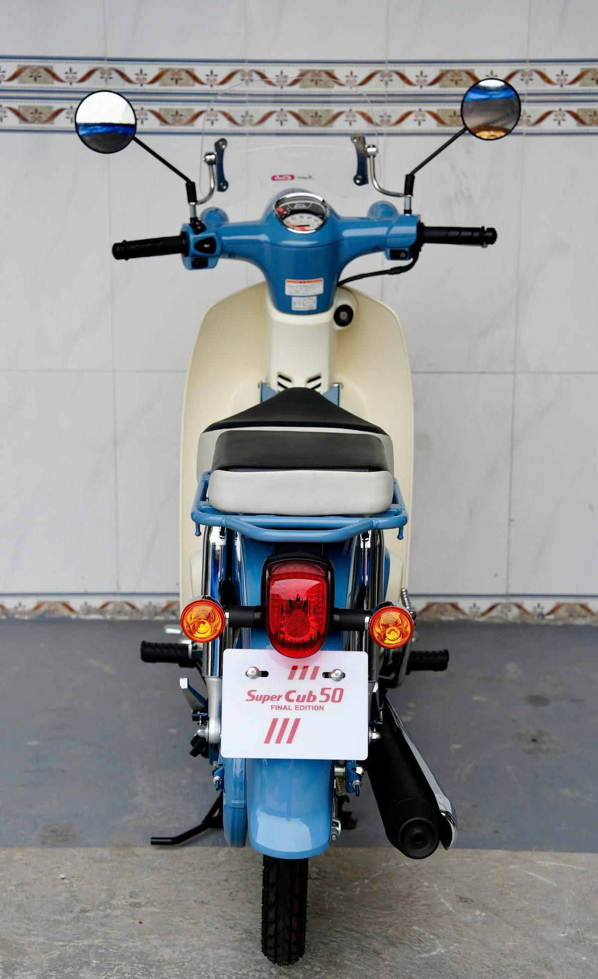 Honda Super Cub 50 Final Edition Custom Japan tại Hà Nội - Phiên bản sưu tầm hiếm