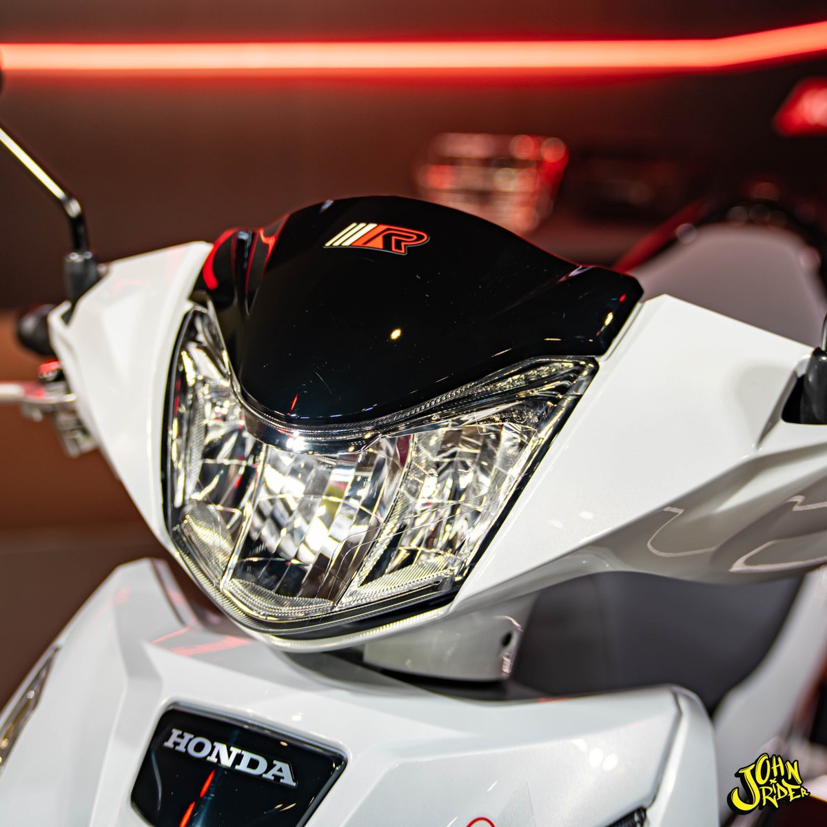 Honda Wave 125 Special Edition 2025 nhập Thái Lan tại Hà Nội