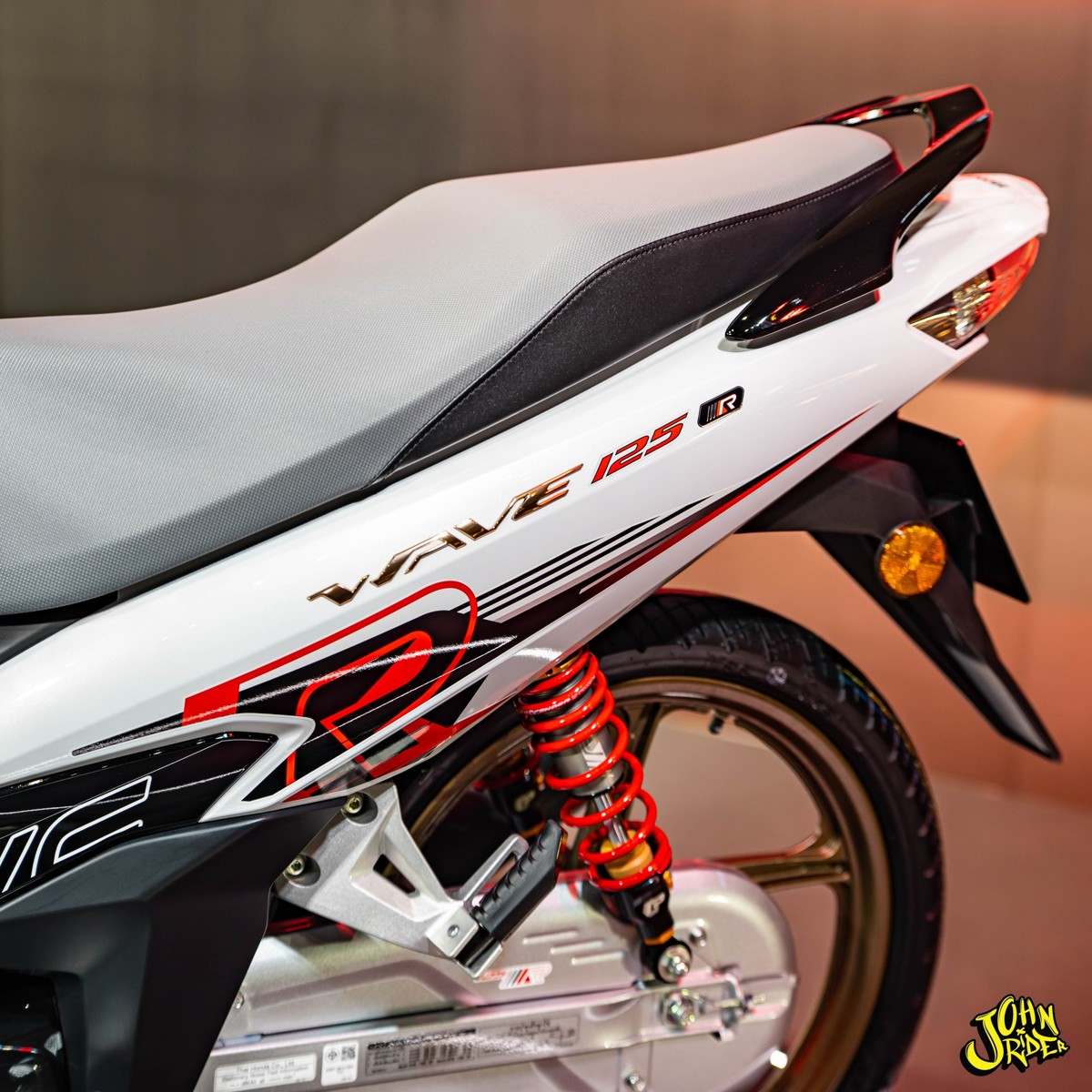 Honda Wave 125 Special Edition 2025 nhập Thái Lan tại Hà Nội