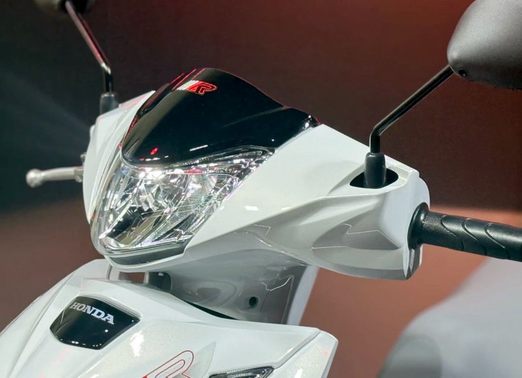 Honda Wave 125 Special Edition 2025 nhập Thái Lan tại Hà Nội