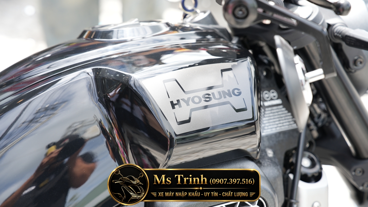 Hyosung GV350X tại Hà Nội - Cruiser 350cc Phong Cách Mỹ Cơ Bắp, Cá Tính