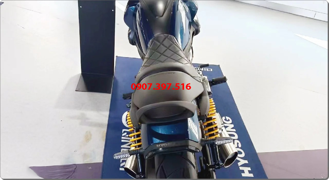 Hyosung GV350X tại Hà Nội - Cruiser 350cc Phong Cách Mỹ Cơ Bắp, Cá Tính