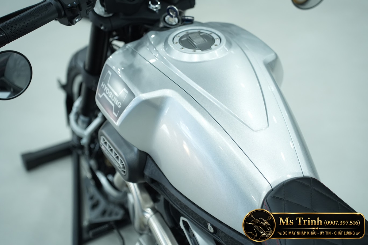 Hyosung GV350X tại Hà Nội - Cruiser 350cc Phong Cách Mỹ Cơ Bắp, Cá Tính