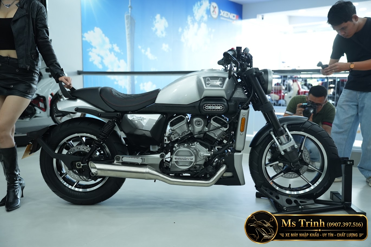 Hyosung GV350X tại Hà Nội - Cruiser 350cc Phong Cách Mỹ Cơ Bắp, Cá Tính
