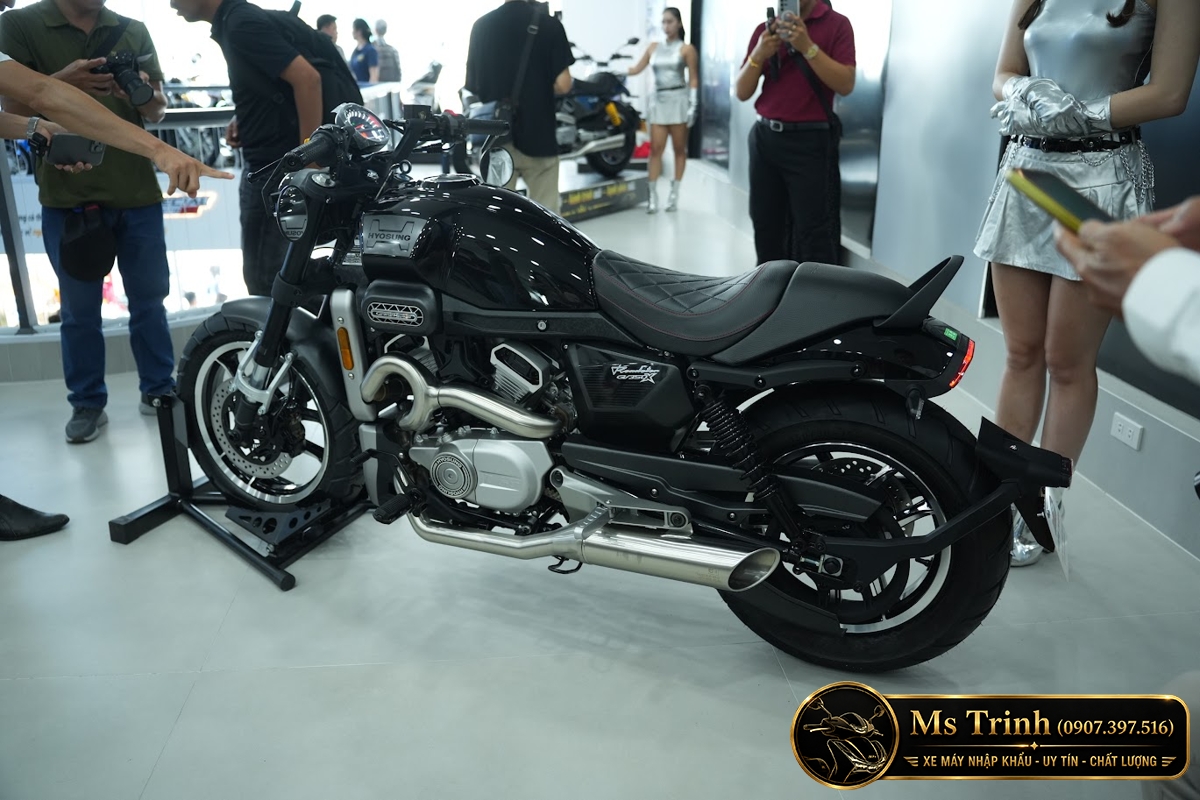 Hyosung GV350X tại Hà Nội - Cruiser 350cc Phong Cách Mỹ Cơ Bắp, Cá Tính