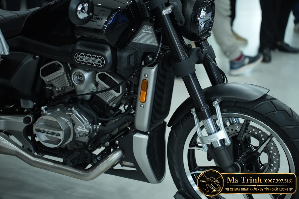 Hyosung GV350X tại Hà Nội - Cruiser 350cc Phong Cách Mỹ Cơ Bắp, Cá Tính