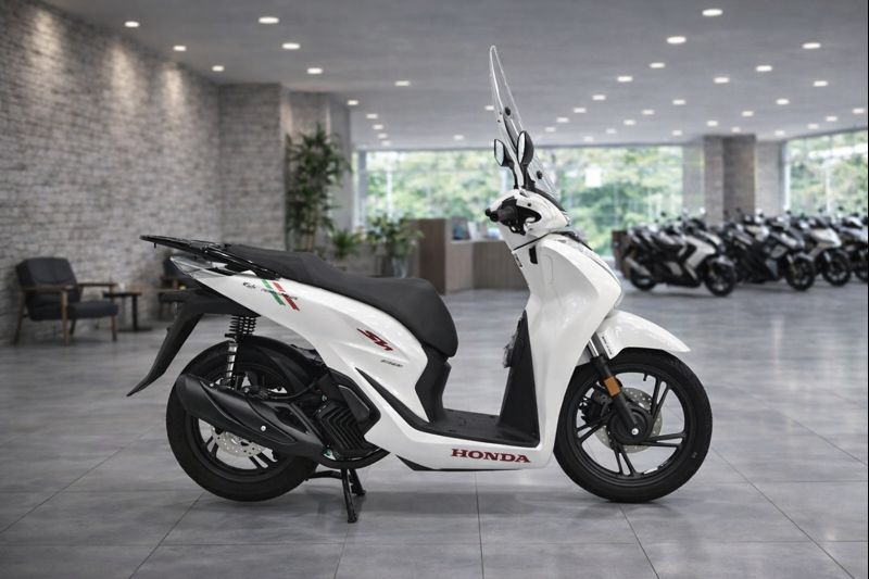 Honda SH150 trắng pha lê nhập Ý 2026 tại Hà Nội - Sport Edition chính ngạch, chuẩn chất Ý