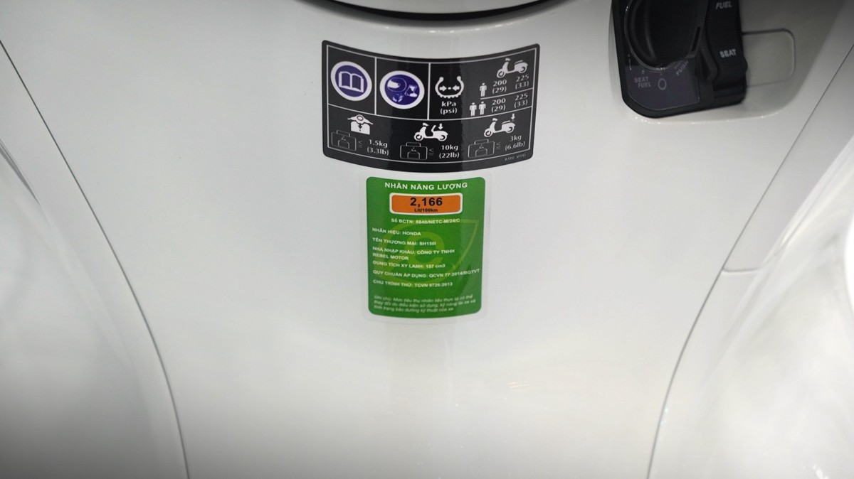 Honda SH150 trắng pha lê nhập Ý 2026 tại Hà Nội - Sport Edition chính ngạch, chuẩn chất Ý