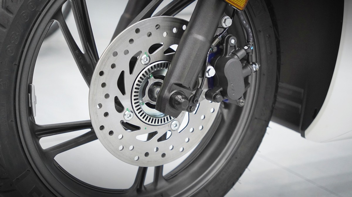 Honda SH150 trắng pha lê nhập Ý 2026 tại Hà Nội - Sport Edition chính ngạch, chuẩn chất Ý