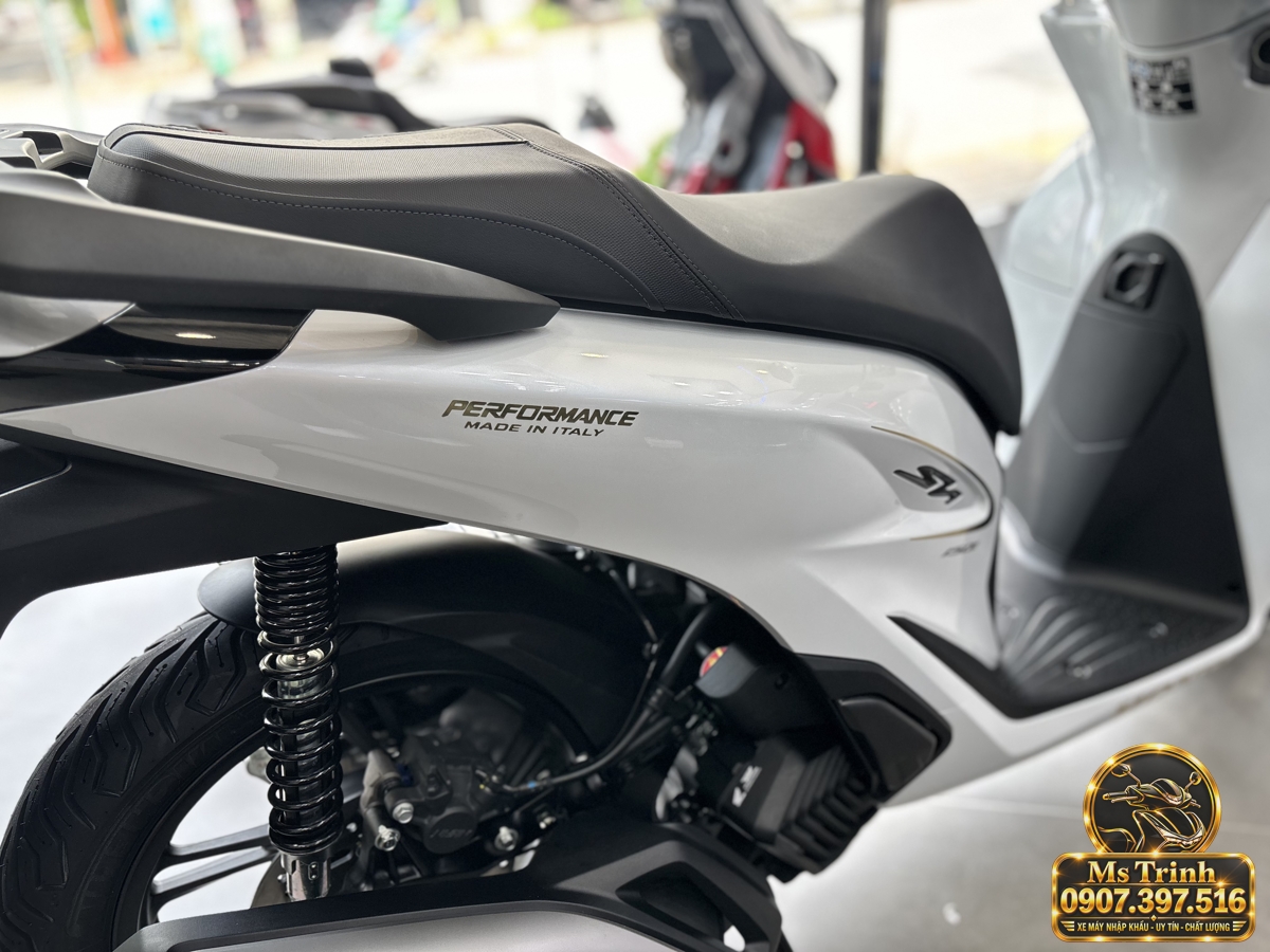 SH150i Ý 2027 màu trắng tại Hà Nội - Nhập khẩu nguyên chiếc, thiết kế sang trọng, giá tốt