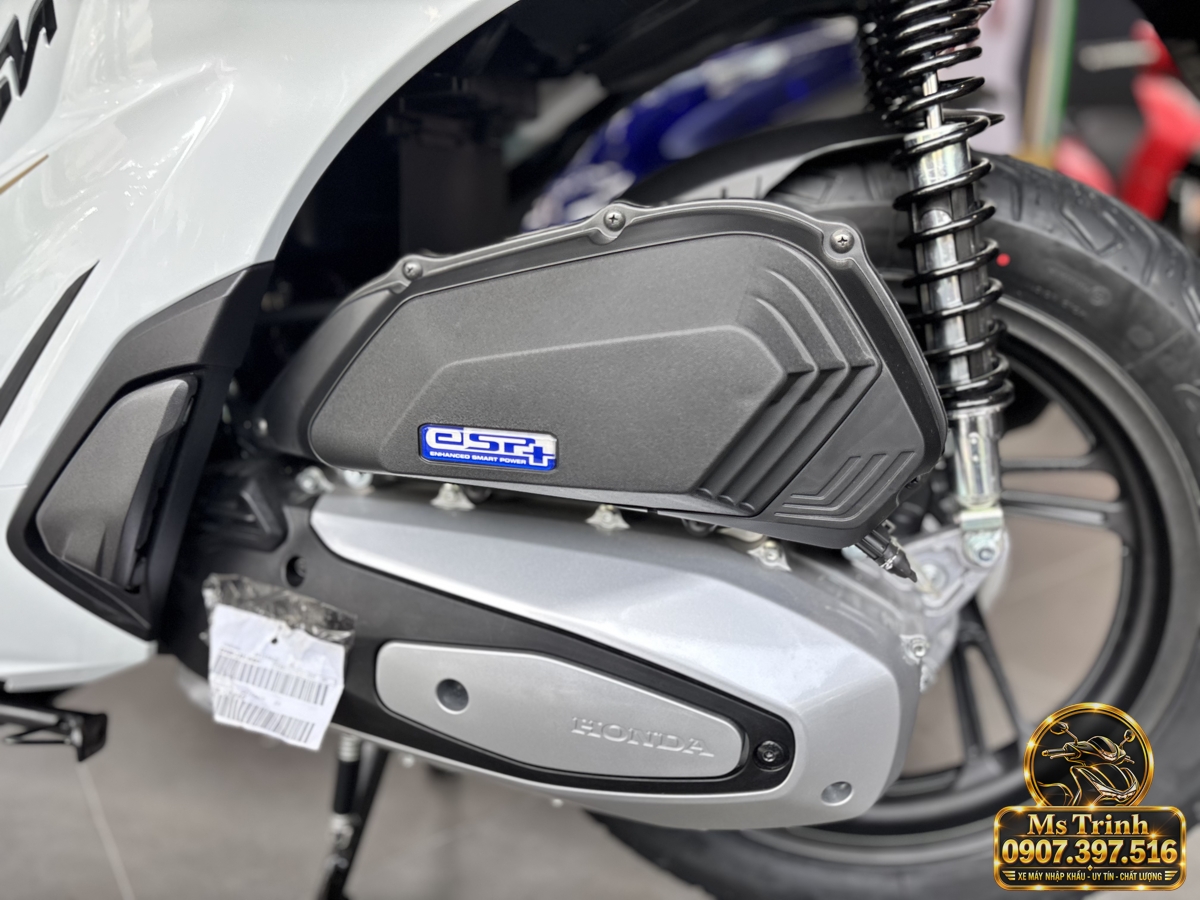 SH150i Ý 2027 màu trắng tại Hà Nội - Nhập khẩu nguyên chiếc, thiết kế sang trọng, giá tốt