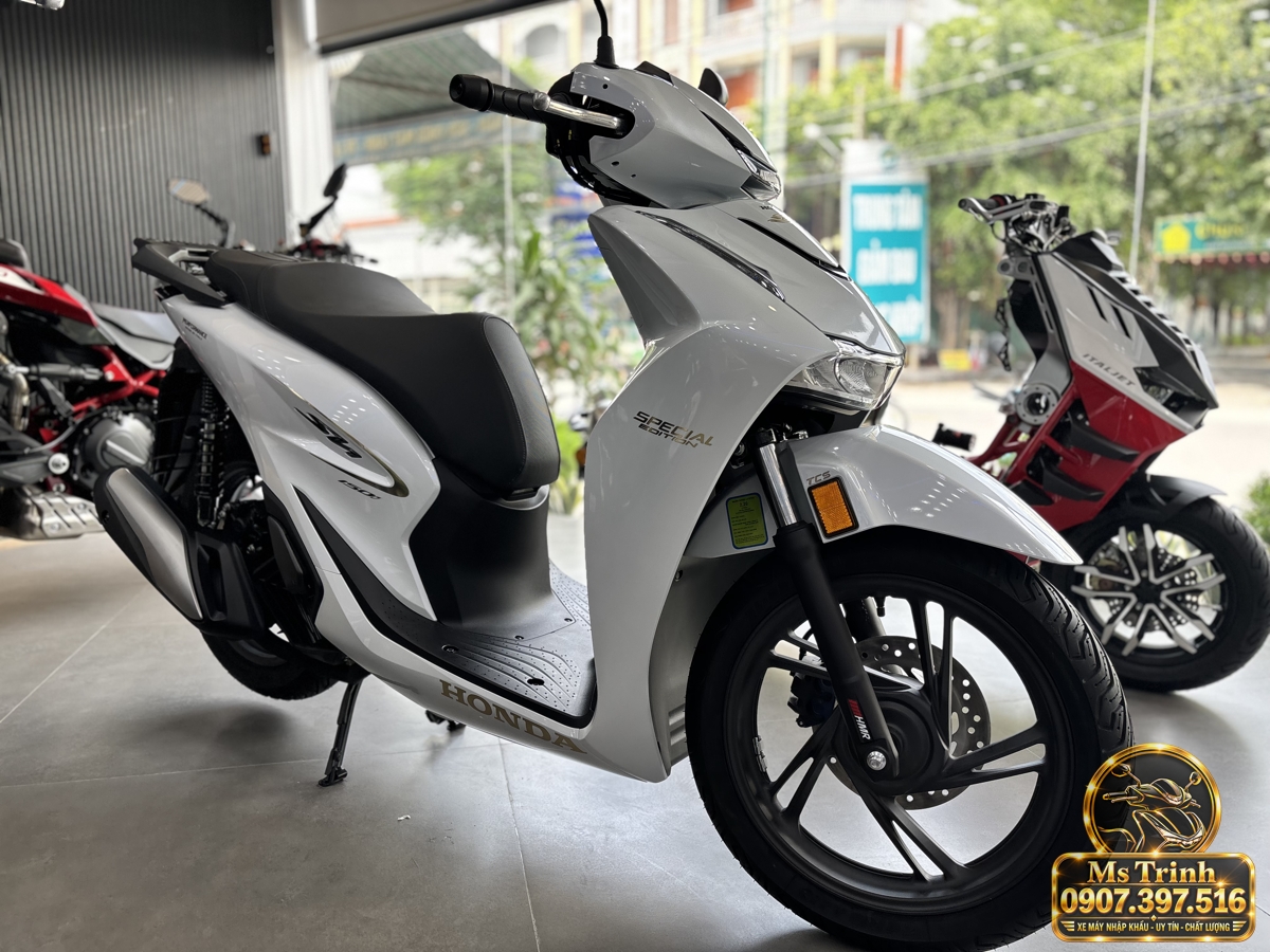 SH150i Ý 2027 màu trắng tại Hà Nội - Nhập khẩu nguyên chiếc, thiết kế sang trọng, giá tốt