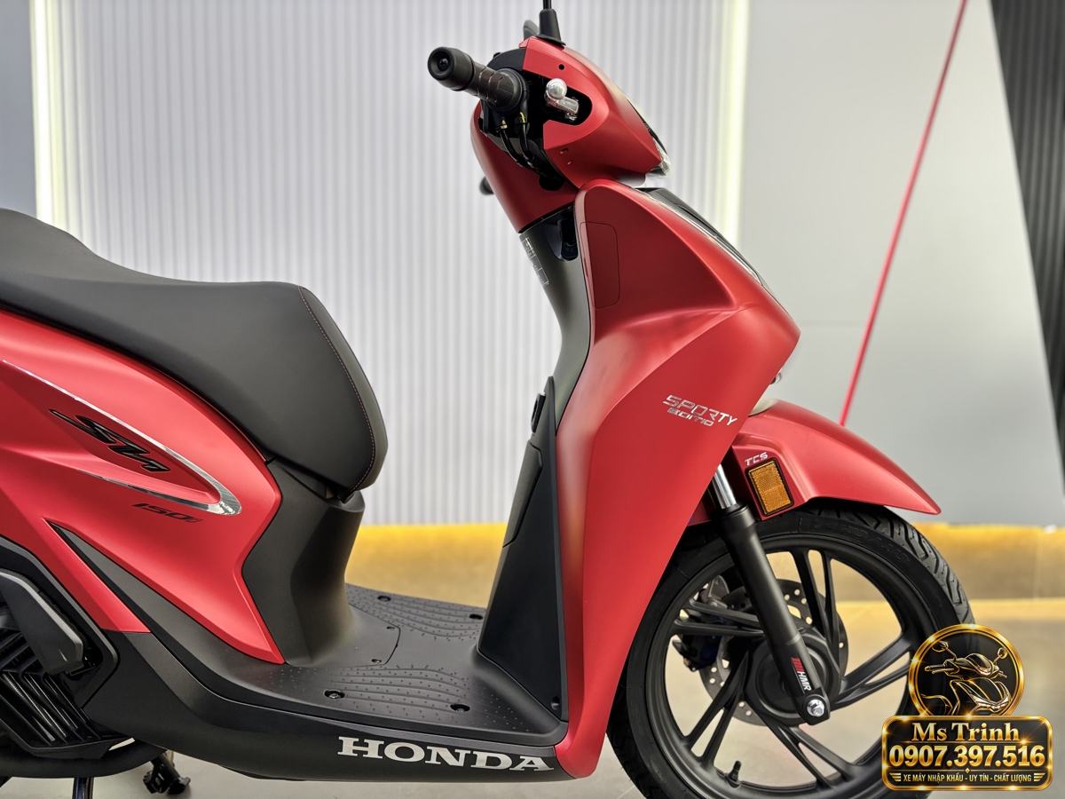 SH150i Ý màu đỏ 2027 tại Hà Nội – Xe nhập Ý sang trọng, công nghệ hiện đại, giá tốt