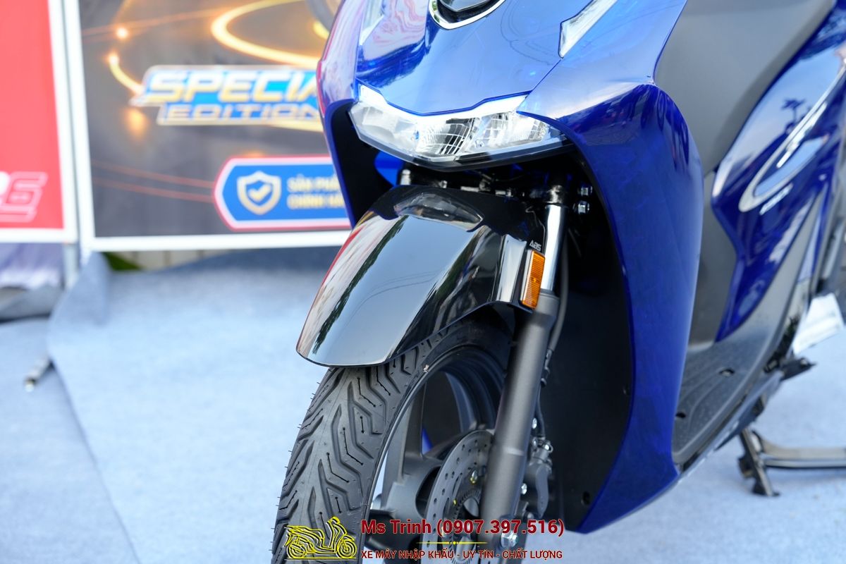Honda SH150 Vetro Blue 2026 Limited Edition - Siêu phẩm SH Ý dàn áo xanh trong suốt cực hiếm tại Hà Nội