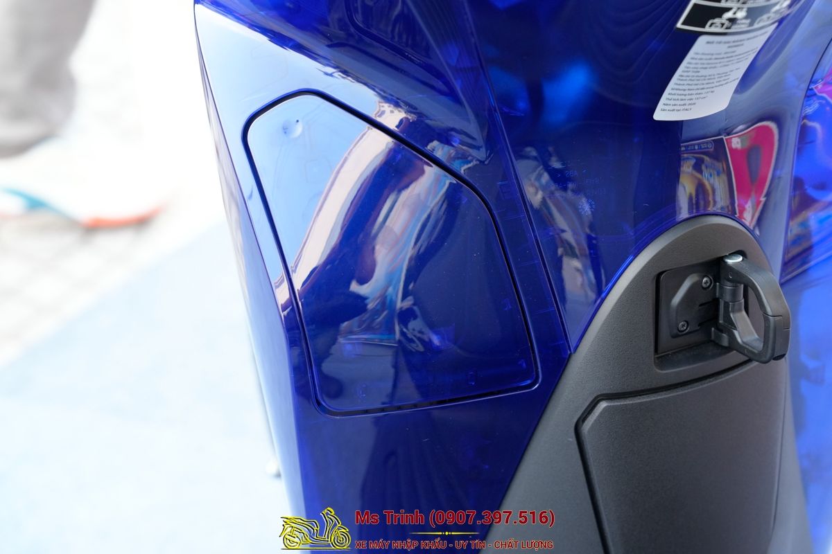 Honda SH150 Vetro Blue 2026 Limited Edition - Siêu phẩm SH Ý dàn áo xanh trong suốt cực hiếm tại Hà Nội
